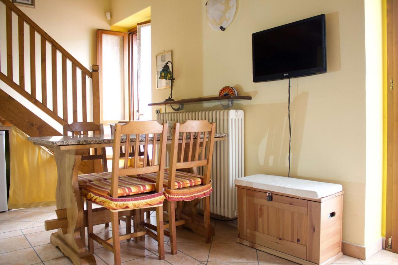 דרביו La Casa Sul Sasso In Town Serviced Accommodations מראה חיצוני תמונה