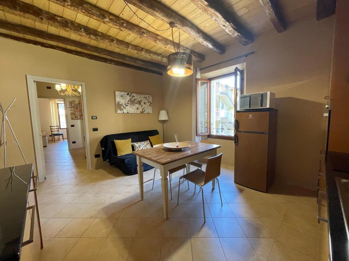 דרביו La Casa Sul Sasso In Town Serviced Accommodations מראה חיצוני תמונה